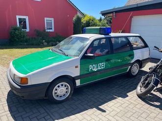 volkswagen passat polizei filmfahrzeug