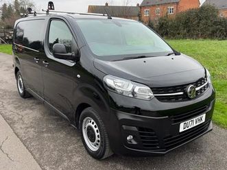 2021 vauxhall vivaro dynamic 2700 1.5d swb l1 black van - *18,400 miles*