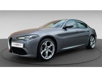 alfa romeo giulia 2,0 veloce q4 bixenon navi koža pdcx2 gr.sj. 19, 2018 god.