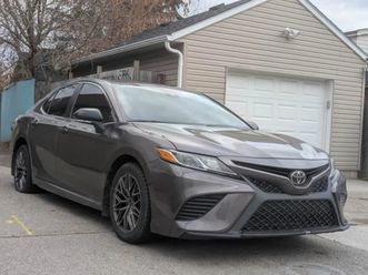 toyota camry le * * подгрев * * камера * * carfax * * кредит