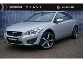 volvo c30 2.5 t5 kinetic | uniek! | lederen bekleding | bi-xenon koplampen | schuif kanteldak | stoelverwarming | elektrische stoelverstelling | climate control