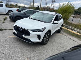 ford escape 2023 platinum * carfax * без първоначална вноска