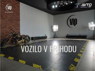 hyundai i30 wagon 1.0 t-gdi 100style gr.sedežev+gr.volana+kamera+top