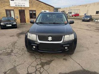 suzuki grand vitara 1,9 ddis gls van - 16.900 kr