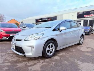 2020 toyota prius 1.8 vvt-h t3 hatchback 5dr petrol hybrid cvt euro 6 (start/stop) (136 ps) petrol/elect...