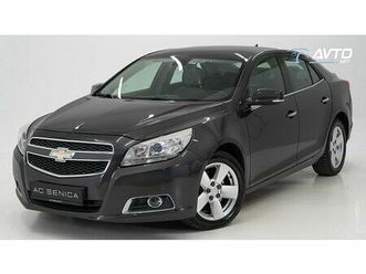 chevrolet malibu 2.0d - zimske gume - navigacija - el. sedeži - pdc