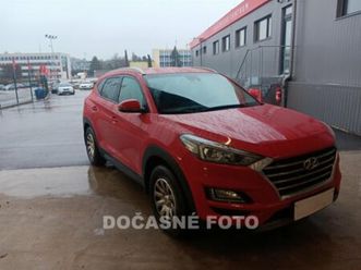 hyundai tucson, 4x4 1.6 dohc, čr, suv, nafta