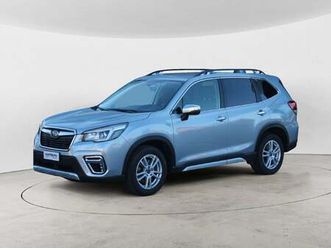 subaru forester 2.0 e-boxer mhev cvt lineartronic style del 2020 usata a cuneo