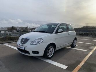 lancia ypsilon 1.2 60