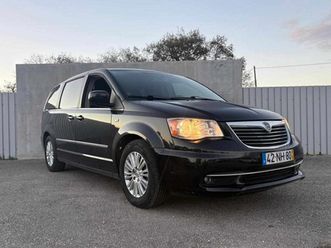 lancia voyager 2.8, cx. a., 163cv