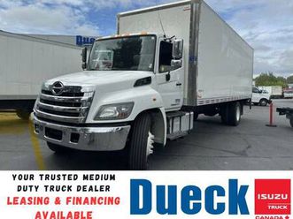 2019 hino 338 26’ box/tailgate