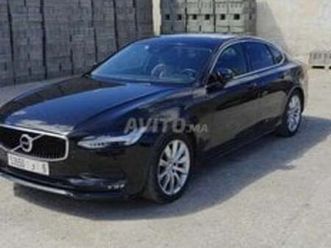 volvo s90 d4 sur autoroute