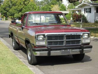 dodge d150 le 1/2 ton