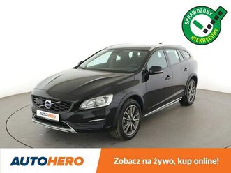 volvo v60 cross country d3 drive-e kinetic