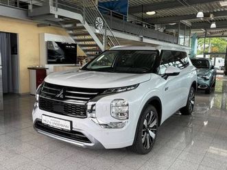 mitsubishi outlander 4-wd top 2.4 plug-in hybrid (phev)