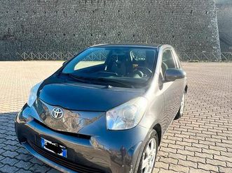 toyota iq 1.0