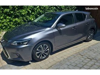 lexus ct 200h 2019 – 91 000 km – entretien lexus – coffre de toit + pneus hiver/été