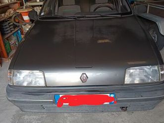renault 19 essence de 1990 avec peu de kms
