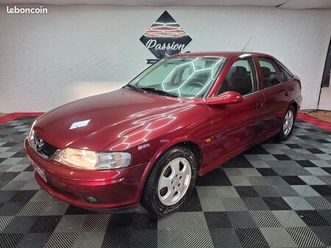 opel vectra premiere main