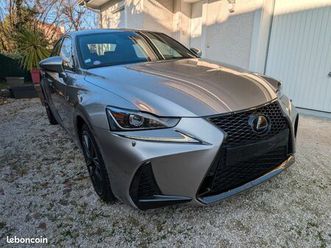 lexus is 300h f-sport 2020