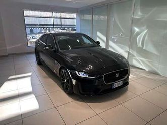 xe 2.0d i4 mhev r-dynamic black awd 204cv auto