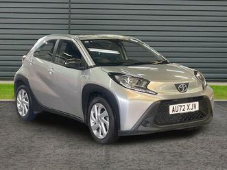 1.0 vvt-i pure euro 6 (start/stop) 5dr