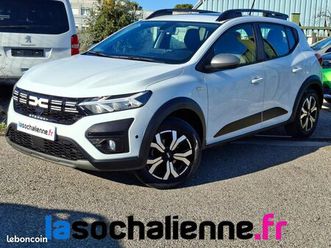dacia sandero tce 90 cvt stepway expression + toit ouvrant + radar av et caméra recul + clim auto...