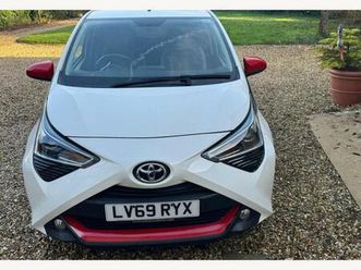 1.0 vvt-i x-trend funroof x-shift euro 6 5dr