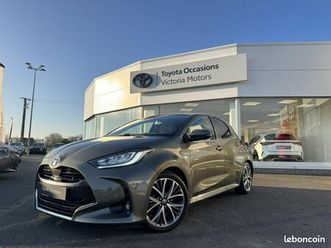 toyota yaris 116h iconic 5p