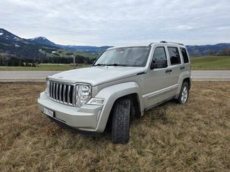 jeep liberty, automat, allrad, top zustand, 105'000 km, v6!