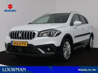 suzuki s-cross 1.0 boosterjet select | apple carplay / android auto (navigatie) | keyless entry | achteruitrijcamera | stoelverwarming | parkeersensoren rondom 