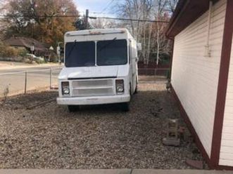 1991 chevy p30 step van