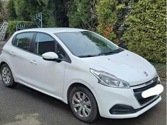 peugeot 208 1.6 hdi 100 cv société
