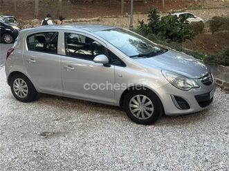 opel corsa 1.2 essentia