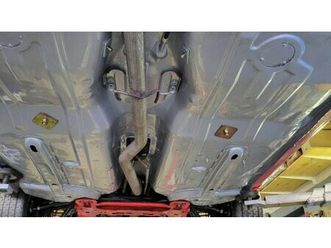 1988 peugeot 205 rouge manuel, 5 vitesses conduite à gauc...