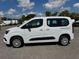 opel combo cargo 1.5d 100cv d.cab. l2h1 essentia mt6