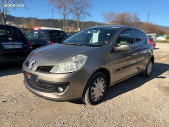 renault clio iii 1.2 16v 80 ch bva quickshift