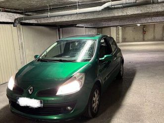 clio 3 dynamique essence 3 portes toit ouvrant climatisée crit’air 2 16v 112cv 4 pneus neufs batterie neuve