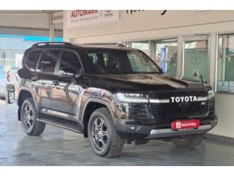 2023 toyota land cruiser 300 v6 3.3 d gr-s