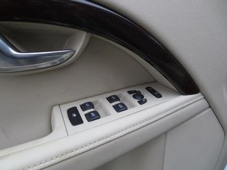 volvo xc70 - 3.0 t6 awd summum airco cr-control schuifdak btw