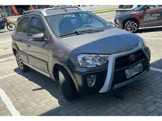 toyota etios cross 1.5 flex 16v 5p mec. 2017