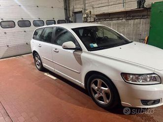 volvo v50 polar anno 2012