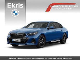 bmw-i5-edrive40-m-sport-edition-m-sportpakket-pro-premium-pack-travel-pack-comfort-pack-trekhaak-showroom-selection