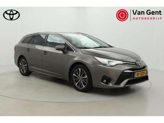 toyota avensis touring sports 1.8 vvt-i business pro | navigatie | led | cruise control | clima | camera | 17 inch | rijstrooksensor | bluetooth