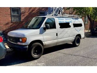 ford 2006 e-250 super duty cargo van