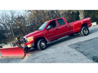 2006 dodge ram 3500 crew cab dually w/snow plow