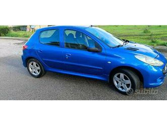 206 plus completamente rifatta