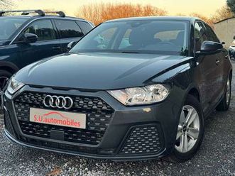 1.0 tfsi ambition automatique/cockpit/navi/gar12m