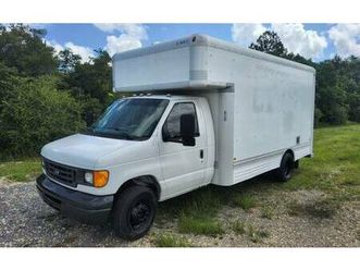2006 ford econoline box