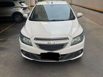 hatch lt 1.0 8v flex power mec. 4p